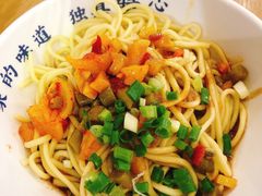 武汉热干面-文叔·湖北名小吃·小龙虾(黄贝岭地铁站店)