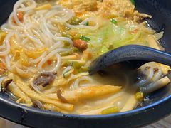 -顶香阁桂林米粉·柳州螺蛳粉(上地店)