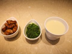 -海上明月海鲜火锅 鲜切牛肉