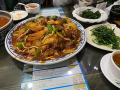 大盘鸡-壹阁胡羊焖饼(特色小吃街店)
