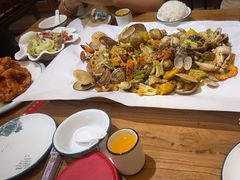 -东来菜馆•手抓海鲜家常菜•海鲜锅贴(鸽子窝店)