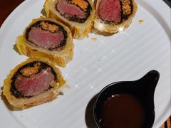 惠灵顿牛排-LENBACH兰巴赫西餐·精酿啤酒(香格里拉店)