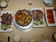 -英子补身汤(海兰路店)