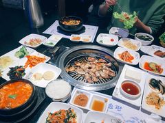 -青松馆韩国料理(香港中路佳世客店)