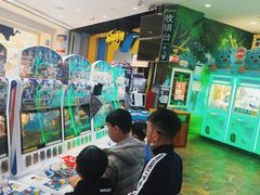 -反斗乐园π·电玩·高空拓展·蹦床(龙华天虹店)