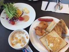 -如家精选酒店(苏州火车站万达广场地铁站店)