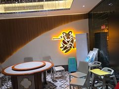 -侠舍·江湖小龙虾大排档(沌口总店)