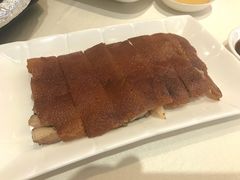 烤乳猪-新斗记·新派老粤菜(海上世界店)