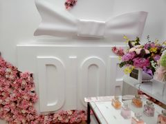 -Dior迪奥(上海世茂广场店)