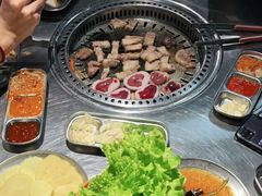 -马路牙子烧烤音乐酒馆(望京店)