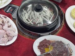 -花苑美食横琴生蚝火锅(拱北粤华路店)