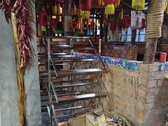 -鱼窝棚柴火铁锅炖(富山屯店)