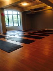 -无界瑜伽普拉提