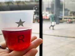 -星巴克臻选(上海合生汇1F店)