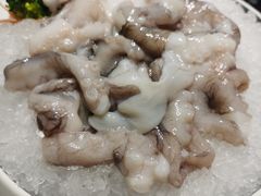 -红鼎豆捞·非遗鲍皇汤火锅(宝丰路店)