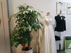 -巴黎婚纱摄影工作室