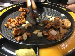 -三国惹火烤肉·中日韩烤肉集合店(百草路店)