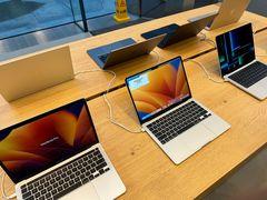 -Apple零售店(华贸购物中心店)