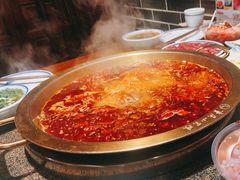 -小天鹅火锅·一线江景洪鼎旗舰店(洪崖洞店)