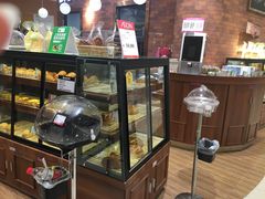 面包甜点陈列柜-BreadTalk面包新语·烘焙蛋糕(高德置地春广场店)