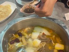 -光头药膳鸡(莱茵小镇店)
