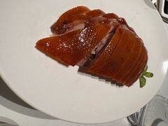 酥香嫩烤鸭-四季民福烤鸭店(外滩外白渡桥店)