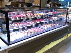 面包甜点陈列柜-巴黎贝甜(大宁国际商业广场店)