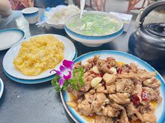 -四方小吃·白族庭院餐厅