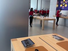-Apple零售店(华贸购物中心店)