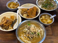 -丽丽三鲜螺蛳粉(田林路店)