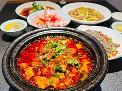 -万重锦·人文川菜馆(骡马市店)