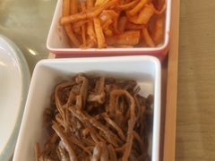 -英兰朝族饭店·英兰锅包肉(佳园路店)