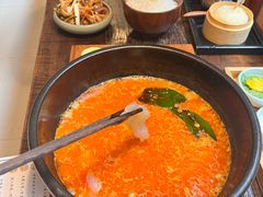 -银米·云南传统过桥米线(双廊黑金冠店)