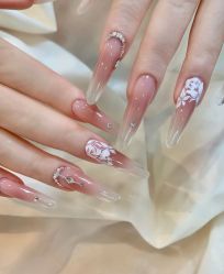 -RL Nail·瑞丽美甲美睫品牌原创店