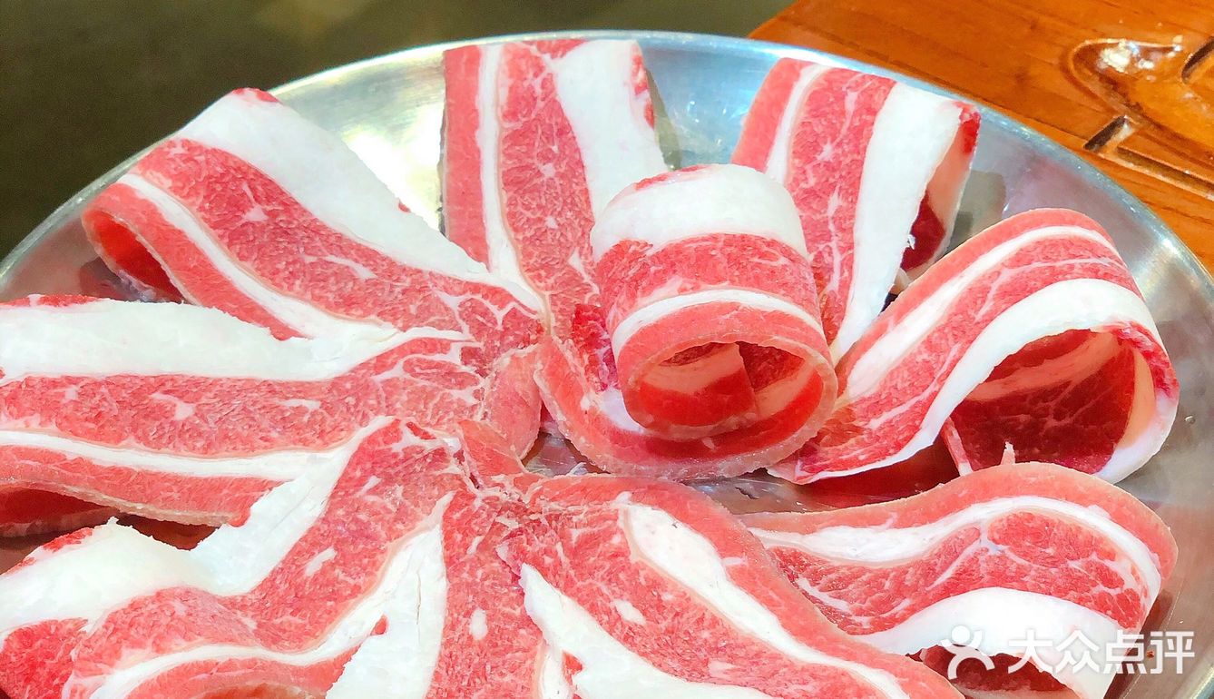 甬城东北风味泥炉烤肉 烤盘上的美味