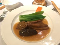 岩手珍珠干鲍嫩刺参扣鹅掌-新同乐鱼翅酒家(美丽华店)