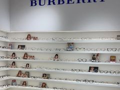 -美式眼镜·授权蔡司.依视路.尼康.豪雅.明月(南翔印象城店)