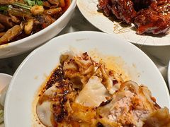 -初蓉丨遇见新川菜(亲贤街荣耀店)