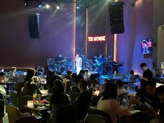 -TZ House音乐现场(来福士中心店)