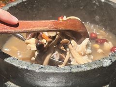 -蘑界·野生菌火锅(深业上城店)