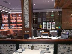 -八府香鸭·啫啫煲(华山路店)