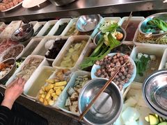 -陆师傅砂锅烫菜(圆通街店)