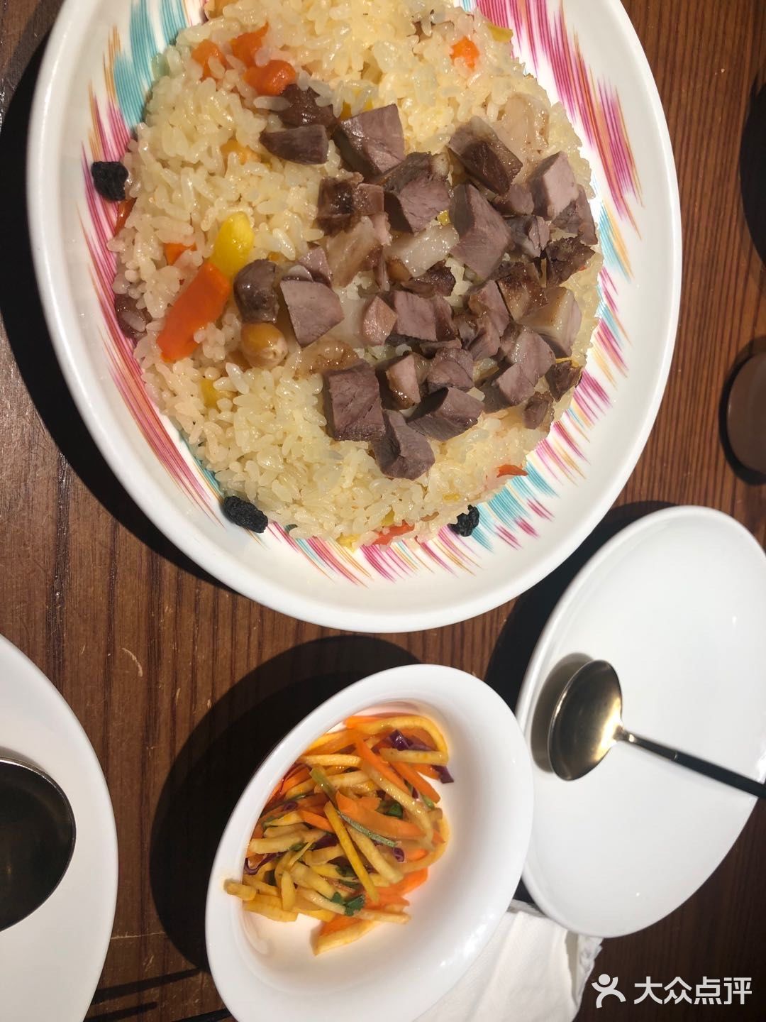 12点前到达餐厅,没有排队,等到我入座以后