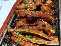 -红鼎豆捞·非遗鲍皇汤火锅(宝丰路店)