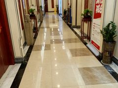 -颐而康·按摩·艾灸·足疗(南岸晶都店)