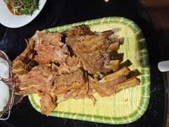 -东口码头·烧鸽子·鱼头泡饼·地方菜(金鹰悦城店)