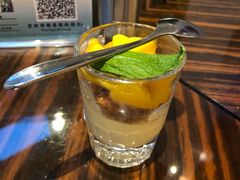 -君来湖滨饭店·玫瑰园