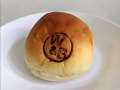 自家红豆奶油面包-WHEAT&BAKER-麥(凯德来福士店)