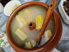 时蔬炖排骨-蔼若春.传承三十年云南菜(金碧公园店)
