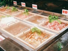 自助取餐区-聚盛源蒸汽海鲜火锅烤肉自助(巨川金海岸购物广场店)
